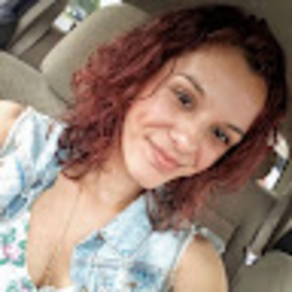 Meet your Posher, Itzel cheyanne